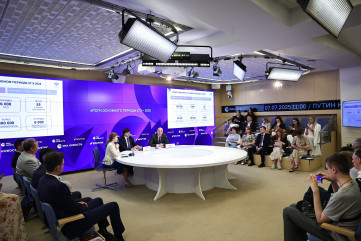 сергей Кравцов: «Основной период ЕГЭ-2025 прошел на высоком организационном уровне и без серьезных нарушений» - фото - 7