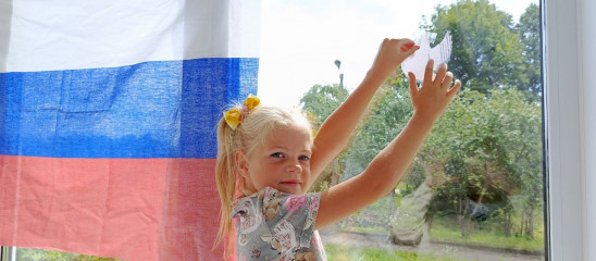 советники по воспитанию провели мероприятия, посвященные Дню государственного флага - фото - 15
