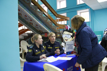 традиционная осенняя ярмарка вакансий в Смоленске - фото - 11