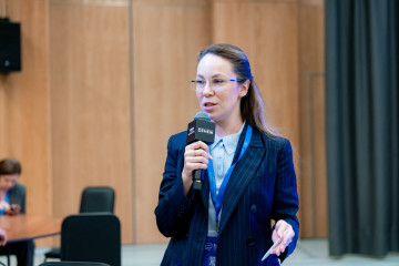 ирина Шварцман: Школьников учат не попадаться на уловки мошенников - фото - 1