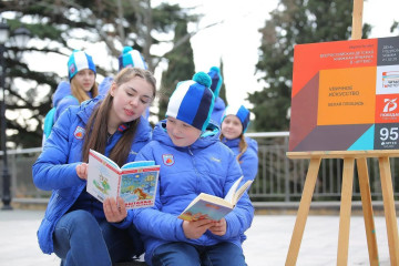 сергей Кравцов: В 2025 году вырос охват детей участников СВО программами отдыха и оздоровления - фото - 3