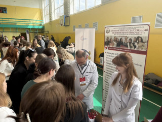 в Рославльском муниципальном округе прошла профориентационная встреча для старшеклассников и их родителей - фото - 8