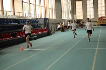 на базе Смоленского государственного университета спорта прошёл региональный этап Всероссийских спортивных соревнований школьников «Президентские состязания» - фото - 3