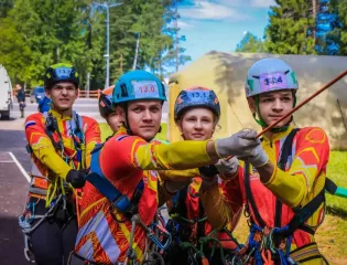 юные спасатели из Смоленска прибыли в Баку для участия  в международных соревнованиях - фото - 2