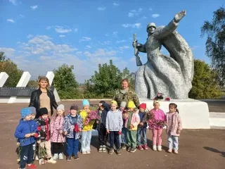 мы помним, мы гордимся: связь поколений на ярцевской земле - фото - 2