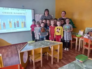 эко-детство: воспитанники детских садов г. Ярцево собрали рекордное количество батареек - фото - 3