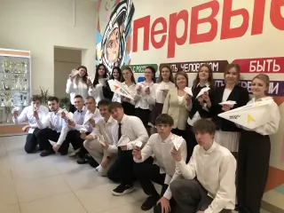 ежегодно 1 сентября в России отмечается День знаний — праздник, который знаменует начало нового учебного года и отворяет для сотен ребят двери образовательных организаций - фото - 5