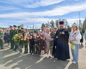 память поколений: дошкольники на митинге в честь 83-й годовщины освобождения Ярцево - фото - 4