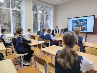 в образовательных организациях Смоленской области прошло очередное занятие «Разговоры о важном» - фото - 7